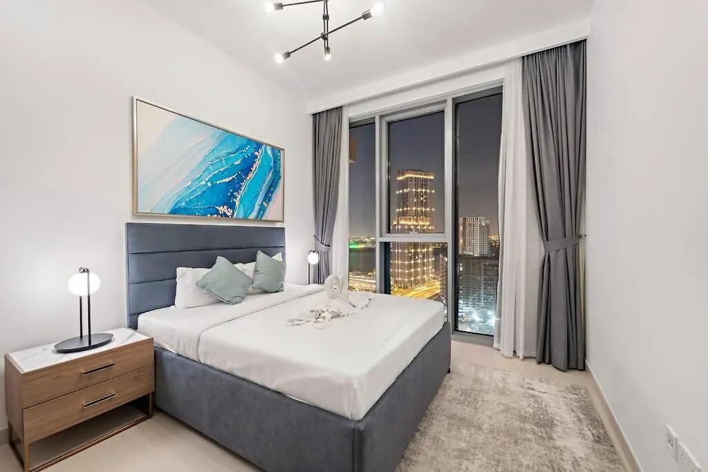 First Class 2Br Glamour Retreat Dubai Emirati Arabi Uniti