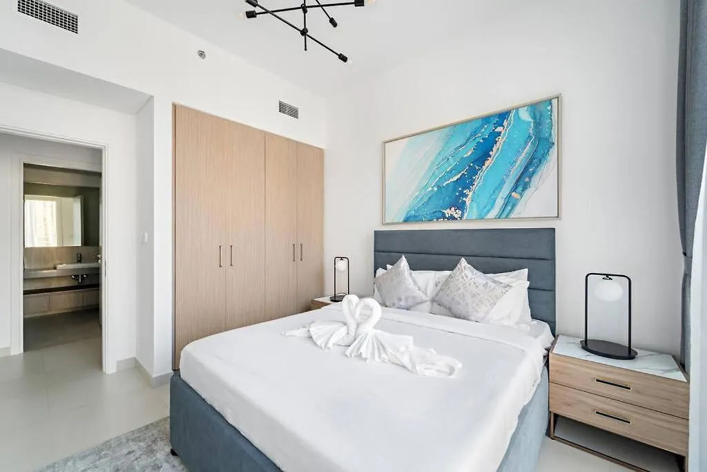 Appartamento First Class 2Br Glamour Retreat Dubai