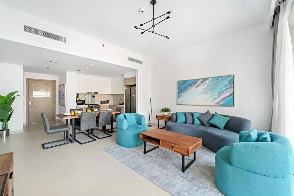 Apartment First Class 2Br Glamour Retreat Dubai
