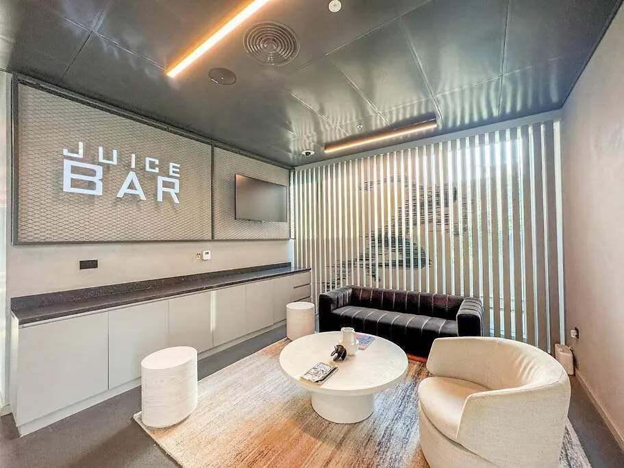 First Class 2Br Glamour Retreat Dubai 0*,