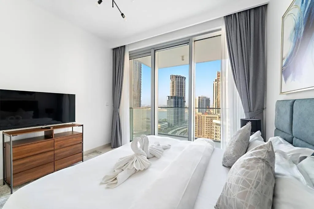 Apartment First Class 2Br Glamour Retreat Dubai United Arab Emirates